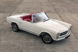 Blanc Utilisé 1967 Mercedes 230 Cabriolet | 74 900 € - Image 1/4