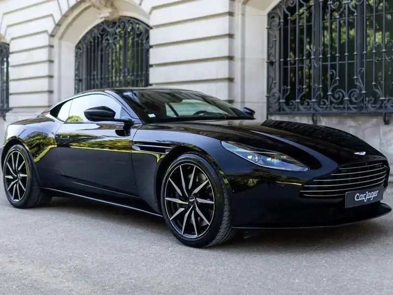 Noir Utilisé 2020 Aston Martin DB11 Coupé | 139 990 € - Image 1/4