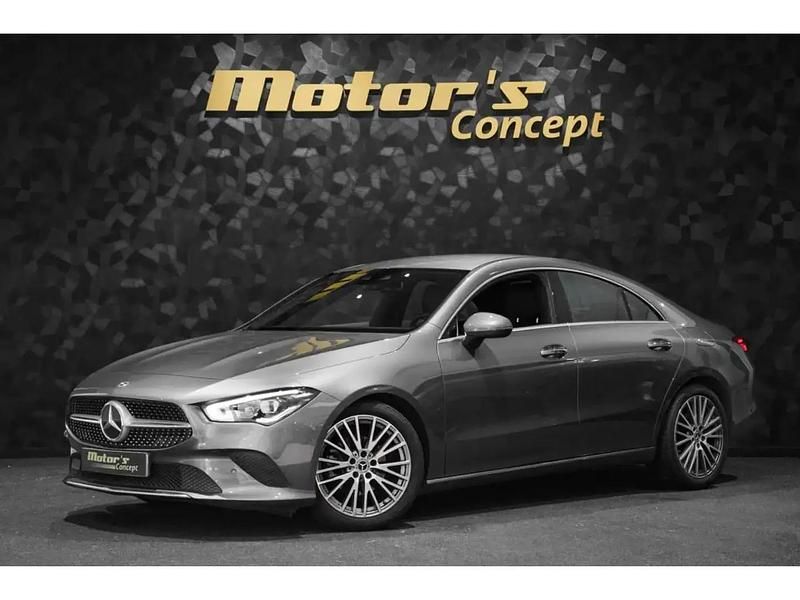 Gris Utilisé 2020 Mercedes CLA180 Progressive Berline | 27 990 € (Prix juste) - Image 1/4