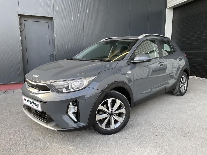Gris magnã©tique mã©tallisã© Occasion 2022 Kia Stonic Active SUV | 16 399 € (Prix juste) - Image 1/3