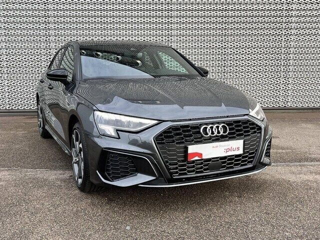 Gris daytona nacré Utilisé 2024 Audi A3 S-Line | 38 900 € (Prix cher) - Image 1/4
