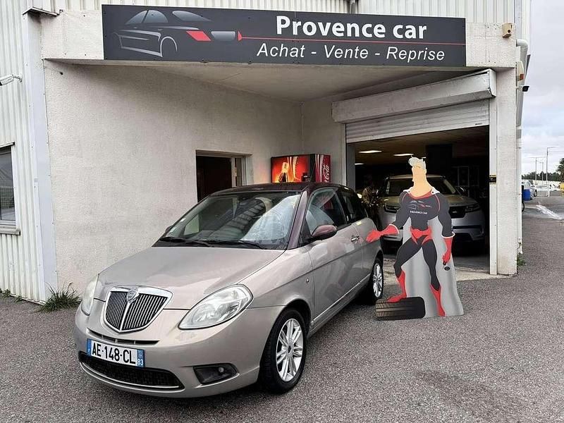 Occasion Lancia Ypsilon 97 ch (71 kW) 2009 Beige Citadine