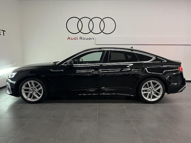 Occasion Audi A5 Sportback S-Line 163 ch (119 kW) 2022 Noir mythe métallisé Citadine