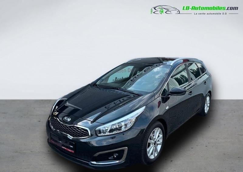 Utilisé 2017 Kia Ceed Berline | 15 900 € (Prix juste) - Image 1/4