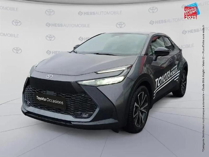 Gris Occasion 2025 Toyota C-HR Design SUV | 33 999 € (Prix cher) - Image 1/4