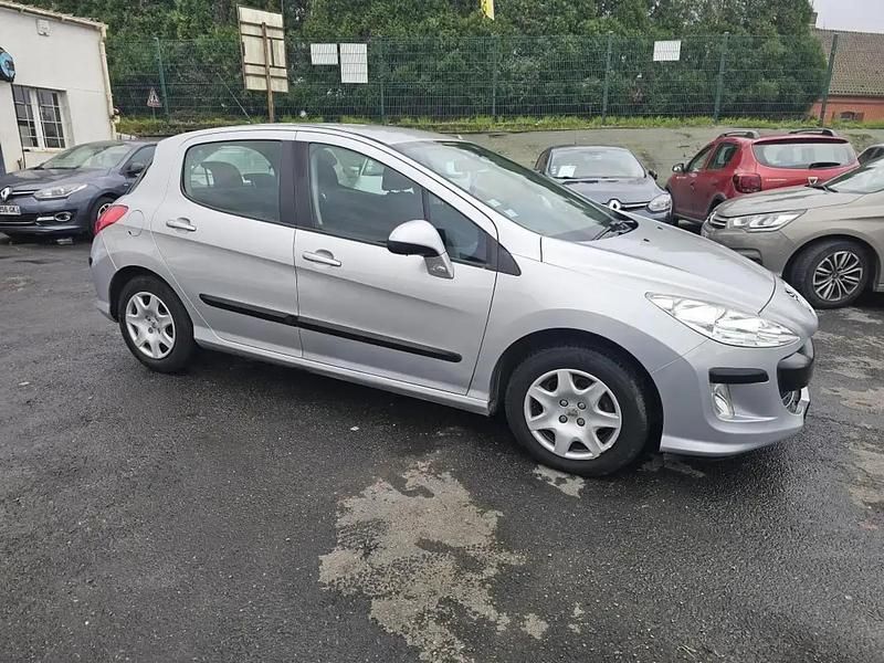 Occasion 2010 Peugeot 308 Berline | 5 999 € (Prix juste) - Image 1/4