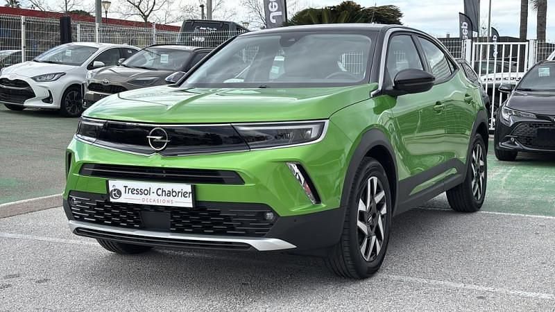 Vert Utilisé 2023 Opel Mokka-e Elegance SUV | 20 690 € (Prix juste) - Image 1/4