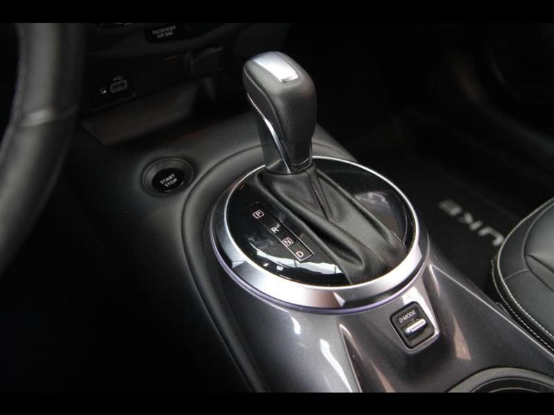 Image 3/4