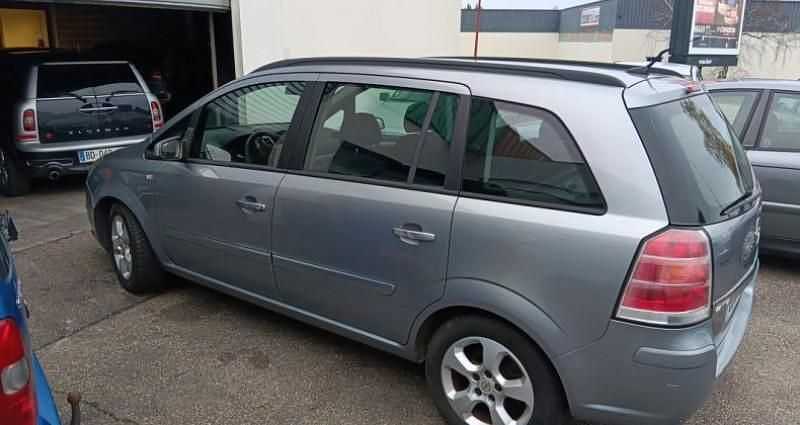 Occasion Opel Zafira 106 ch (77 kW) 2005 Gris Monospace