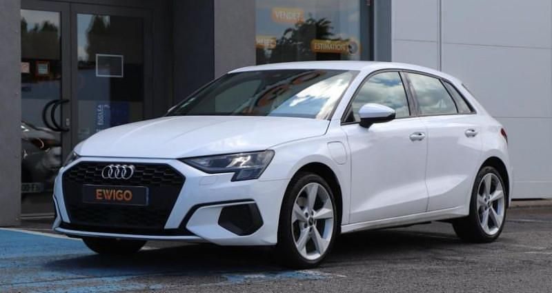 Utilisé 2021 Audi A3 Sportback e-tron Design Berline | 23 990 € (Prix juste) - Image 1/4