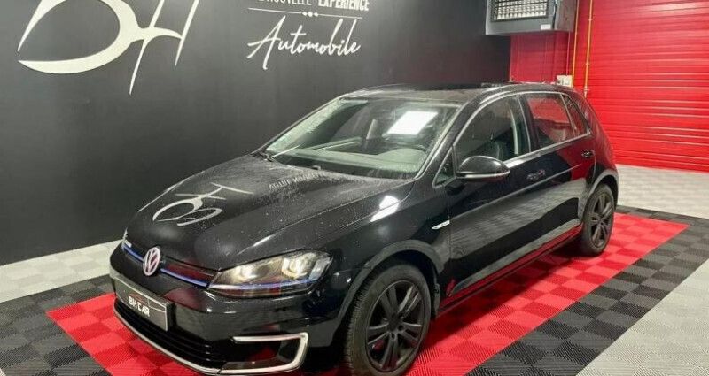 Noir Utilisé 2015 VW e-Golf Citadine | 8 990 € (Prix juste) - Image 1/4