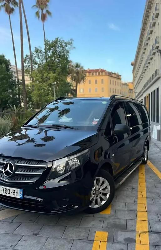 Utilisé 2018 Mercedes Vito Monospace | 27 900 € - Image 1/4