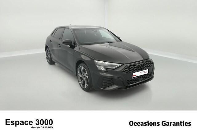 Noir mythe métallisé Occasion 2024 Audi A3 S-Line | 31 990 € (Prix juste) - Image 1/4