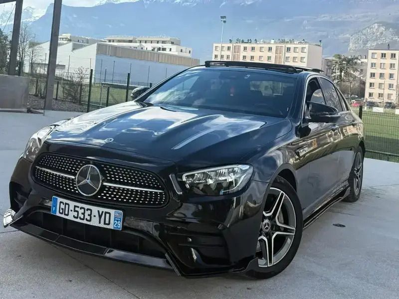 Utilisé 2022 Mercedes E300 Sportline Berline | 44 000 € - Image 1/4