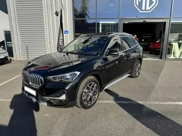 Saphirschwarz Occasion 2020 BMW X1 xLine SUV | 27 490 € - Image 1/4