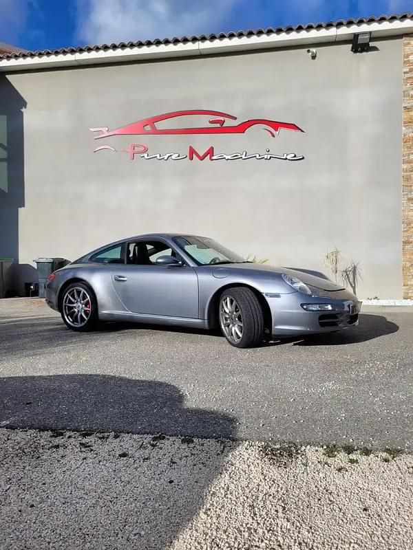 Gris Utilisé 2004 Porsche 911 Carrera Coupé | 49 000 € (Prix cher) - Image 1/4