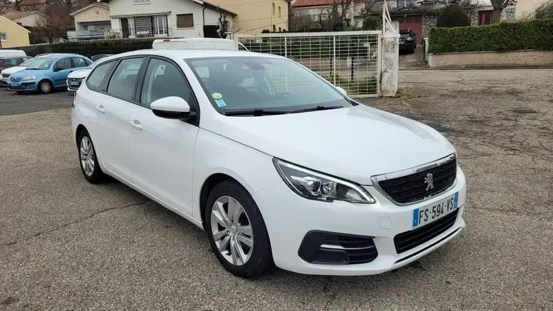 Blanc Utilisé 2020 Peugeot 308 Break | 9 690 € (Super prix) - Image 1/4