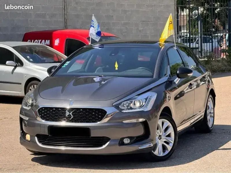 Gris Utilisé 2016 DS Automobiles DS5 Citadine | 10 490 € (Bon prix) - Image 1/4