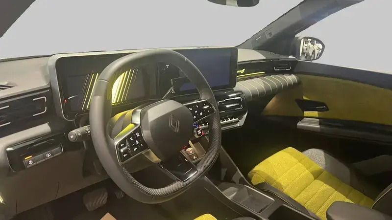 Image 3/4