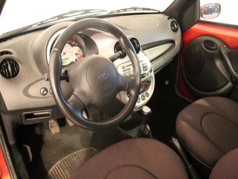 Occasion Ford Ka 70 ch (51 kW) 2006 Orange Citadine