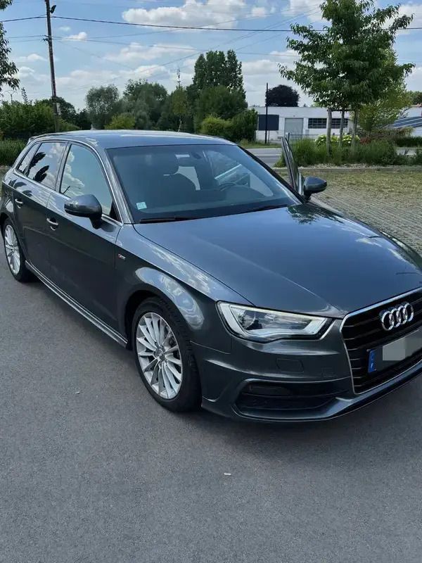Utilisé 2013 Audi A3 Sportback Ambition Berline | 13 490 € (Prix juste) - Image 1/4