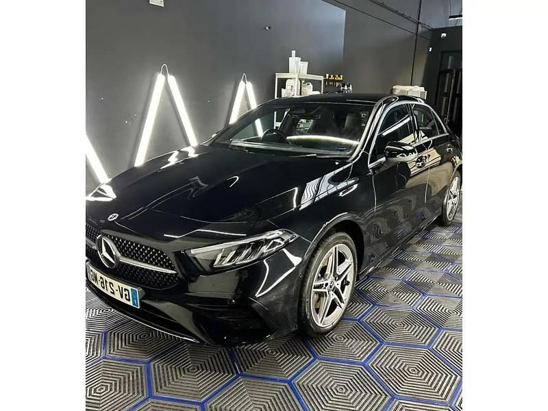 Noir Occasion 2024 Mercedes A250 AMG line Citadine | 29 990 € (Prix assez cher) - Image 1/4