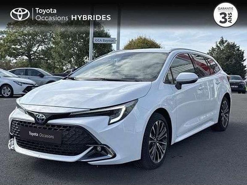 Utilisé 2024 Toyota Corolla Design | 28 490 € (Prix juste) - Image 1/1