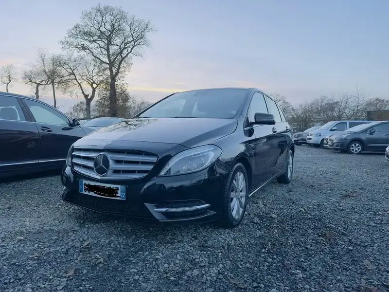Occasion Mercedes B180 122 ch (89 kW) 2012 Noir Monospace