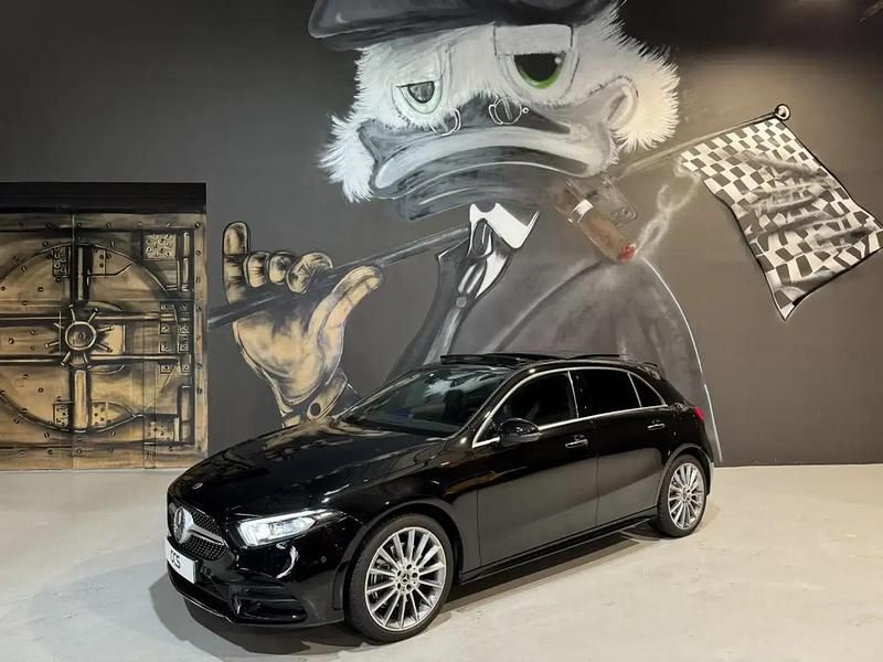 Noir Occasion 2022 Mercedes A250 AMG line Berline | 30 990 € (Prix juste) - Image 1/4