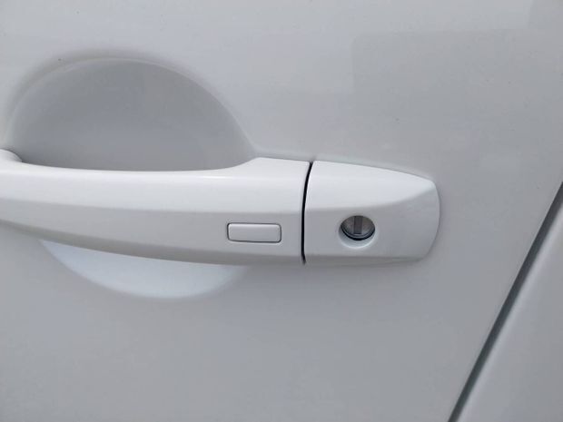 Image 4/4
