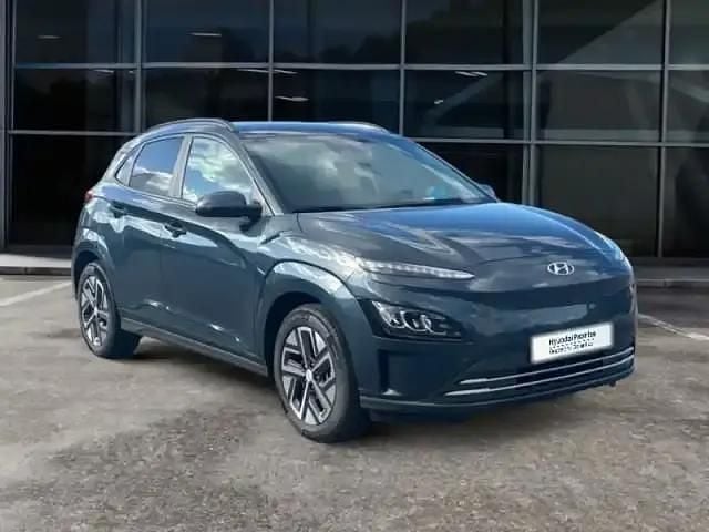 Teal métal Utilisé 2024 Hyundai Kona SUV | 28 900 € (Bon prix) - Image 1/4