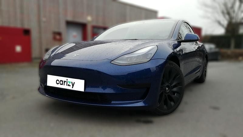 Bleu Occasion 2022 Tesla Model 3 Standard Range Berline | 29 590 € (Prix juste) - Image 1/4