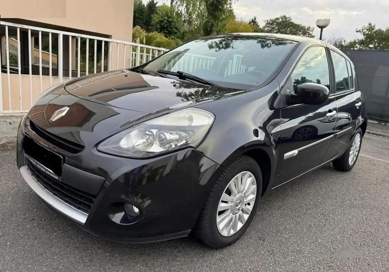 Occasion Renault Clio III Dynamique 68 ch (50 kW) 2010 Berline