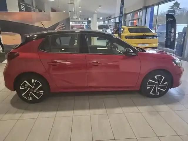 Occasion Opel Corsa 2024 Rouge kardio métallisé/toit noir karbon Citadine