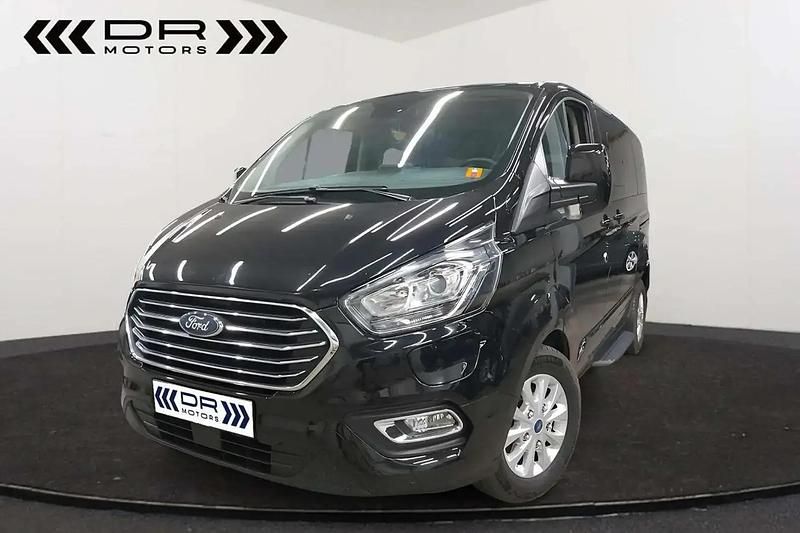 Noir Utilisé 2021 Ford Tourneo Custom Titanium Monospace | 29 995 € - Image 1/4