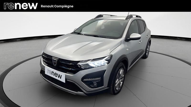 Gris Utilisé 2022 Dacia Sandero Comfort Citadine | 15 990 € (Prix juste) - Image 1/4