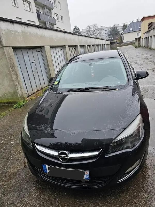 Occasion Opel Astra Cosmo 131 ch (96 kW) 2012 Break