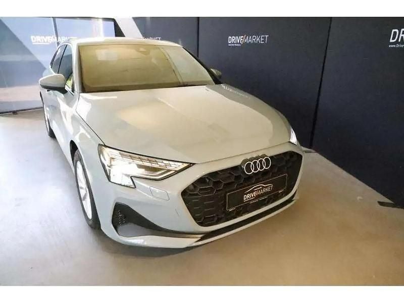 Occasion Audi A3 Sport 150 ch (110 kW) 2025 Gris Berline