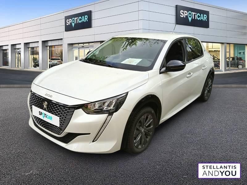 Utilisé 2022 Peugeot e-208 Allure Citadine | 18 290 € (Prix juste) - Image 1/4