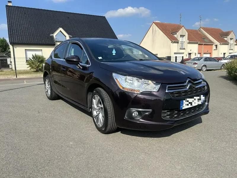 Utilisé 2014 Citroën DS4 So Chic Citadine | 7 900 € (Prix juste) - Image 1/4