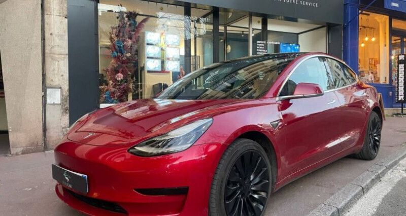 Utilisé 2020 Tesla Model 3 Standard Range Plus Berline | 23 990 € (Prix juste) - Image 1/4
