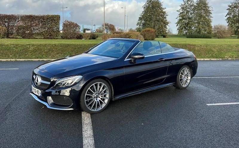 Noir Utilisé 2018 Mercedes C250 Cabriolet | 28 900 € (Super prix) - Image 1/4