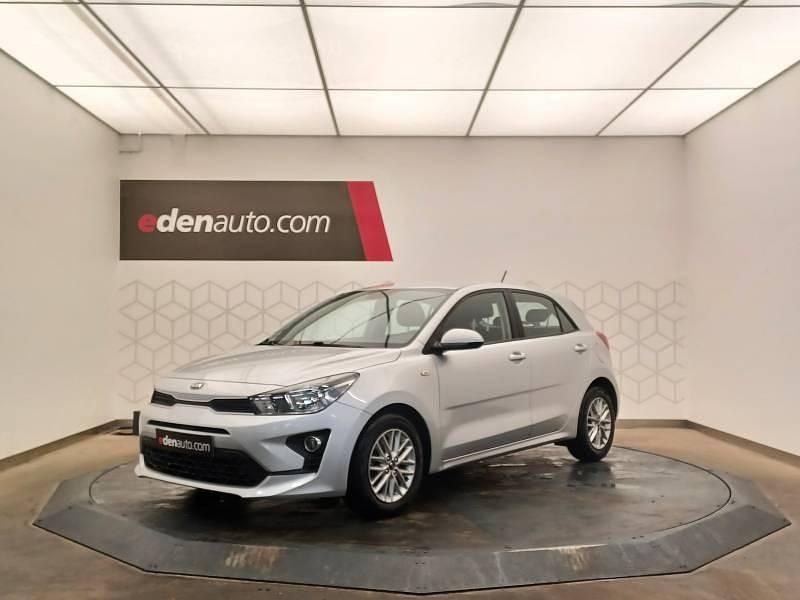 Utilisé 2021 Kia Rio Active Citadine | 12 999 € (Prix juste) - Image 1/4