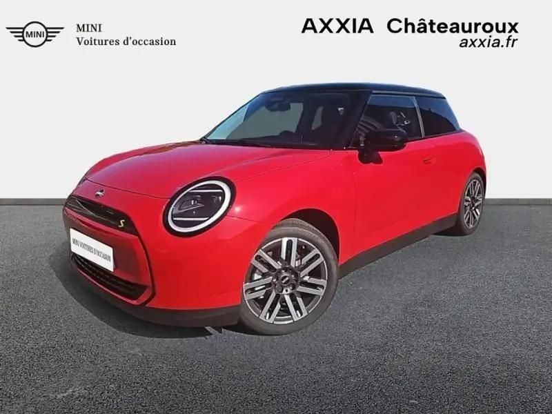 Rouge Nouvelle 2025 Mini Cooper SE Classic Citadine | 36 890 € - Image 1/4