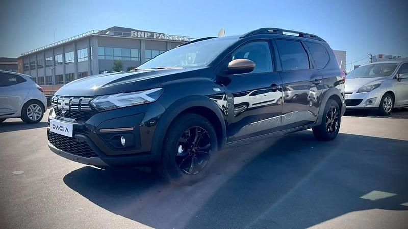 Noir Nouvelle 2025 Dacia Jogger Extreme Berline | 27 280 € - Image 1/4