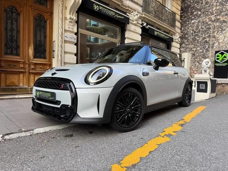 Blanc Utilisé 2022 Mini Cooper Sport Citadine | 31 900 € - Image 1/4