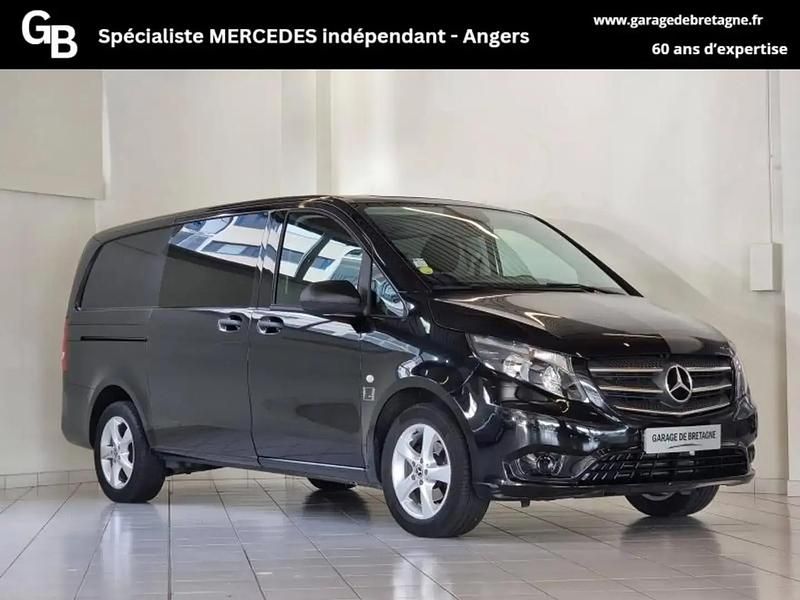Noir Utilisé 2018 Mercedes Vito Monospace | 34 900 € (Prix juste) - Image 1/4