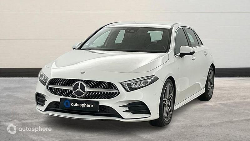Blanc Utilisé 2019 Mercedes A200 AMG line Berline | 23 999 € (Prix assez cher) - Image 1/4