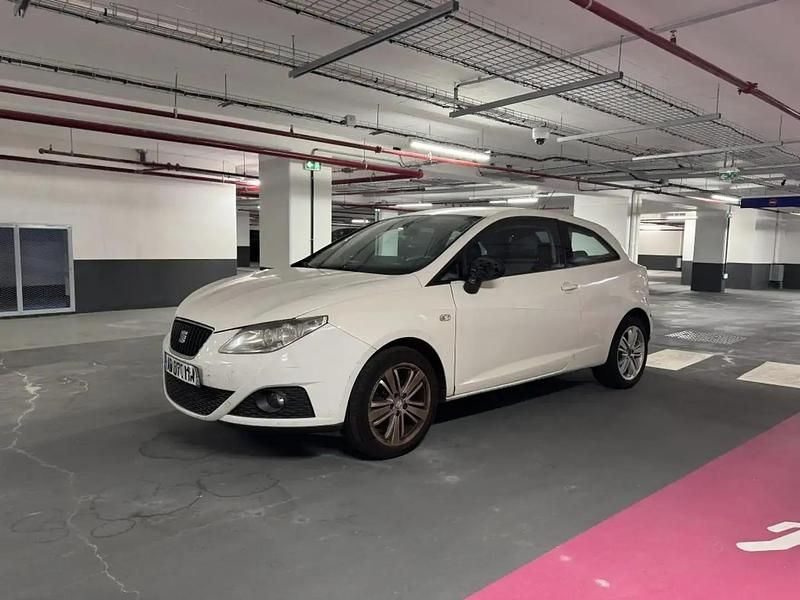 Blanc Occasion 2009 Seat Ibiza Citadine | 2 990 € - Image 1/4