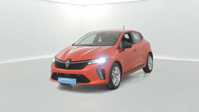 Utilisé 2023 Renault Clio V Evolution Citadine | 14 790 € (Bon prix) - Image 1/4